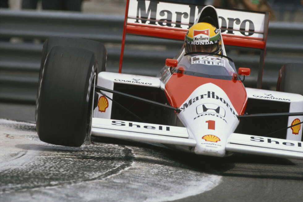 Foto zur News: Für Vettel und Hamilton war es das jeweils sechste Podium in Monaco. Damit zogen sie mit Alain Prost gleich, befinden sich in dieser Statistik aber noch hinter Ayrton Senna (8) , Foto) sowie Graham Hill und Michael Schumacher (je 7).