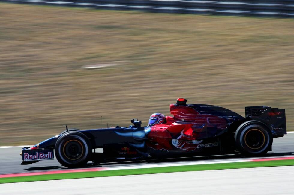 Foto zur News: 2007: Toro-Rosso-Ferrari STR2 - Fahrer: Vitantonio Liuzzi/Scott Speed/Sebastian Vettel