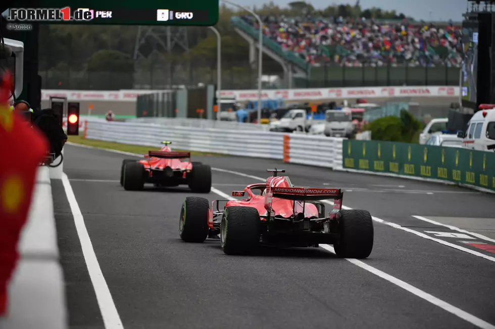 Japan: Im Qualifying schickt Ferrari Vettel in Q3 mit Intermediates auf die Bahn, obwohl es dafür viel zu trocken ist. Unter dem gestiegenen Druck begeht er einen Fahrfehler in der Spoon-Kurve und landet nur auf Platz neun ... Foto zur News: Japan: Im Qualifying schickt Ferrari Vettel in Q3 mit Intermediates auf die Bahn, obwohl es dafür viel zu trocken ist. Unter dem gestiegenen Druck begeht er einen Fahrfehler in der Spoon-Kurve und landet nur auf Platz neun ...