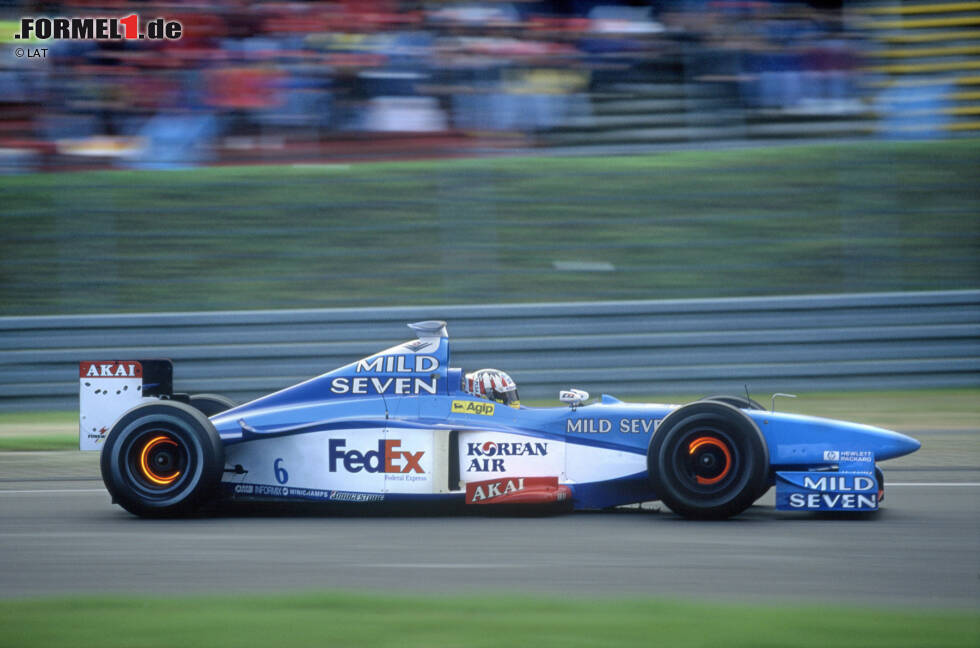 Foto zur News: ... nachdem er vom elften Startplatz aus den siebten WM-Lauf 1998 im Benetton B198 in Angriff nahm.