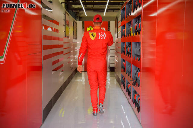 Foto zur News: ... und tritt damit in die Fußstapfen von Vater Michael Schumacher, der mit Ferrari fünfmal Weltmeister wurde.