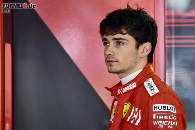Foto zur News: Genau so erging es auch Charles Leclerc. Die Ferrari-Hoffnung erzählt: "Das ist ein Bild, an das ich mich ewig erinnern werde. Ich war vielleicht drei oder vier Jahre alt, habe in der Wohnung eines Freundes mit kleinen Autos gespielt und zugleich den Grand Prix geschaut."