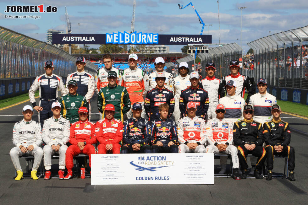 Foto zur News: Melbourne, 18. März 2012: Erstmals in der Geschichte der Formel 1 gehen mit Fernando Alonso, Jenson Button, Lewis Hamilton, Kimi Räikkönen, Michael Schumacher und Sebastian Vettel gleich sechs Weltmeister an den Start - Formel-1-Rekord!