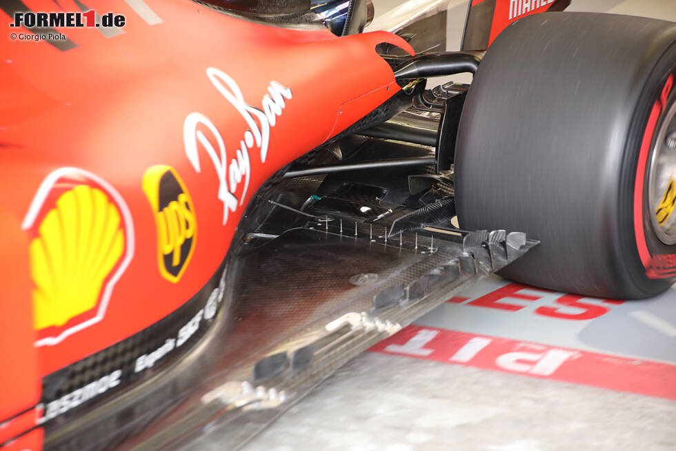 Foto zur News: Ferrari SF90: Unterboden mit Hinterradaufhängung