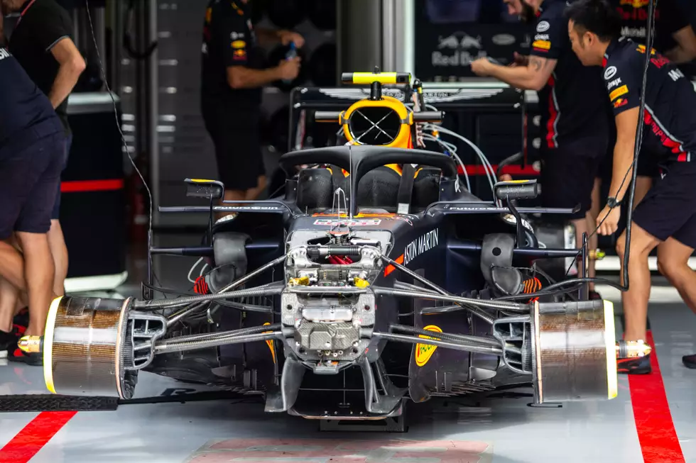 Foto zur News: Red Bull RB15: Vorderradaufhängung