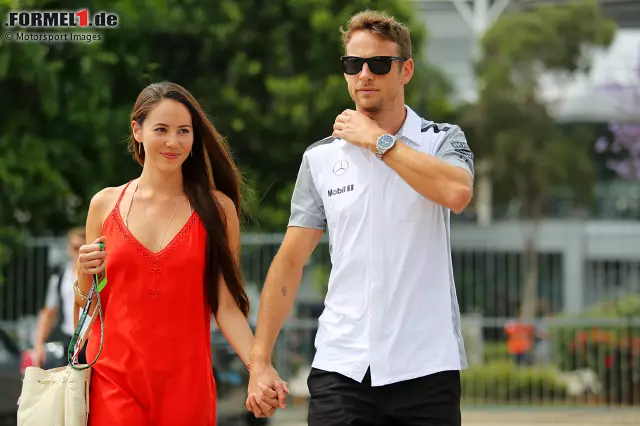 Formel-1-Weltmeister Jenson Button war schon fünf Jahre lang mit Jessica Michibata zusammen, als er das japanisch-argentinische Model 2014 vor den Traualtar führte. Die Ehe hielt nur ein Jahr. Foto zur News: Formel-1-Weltmeister Jenson Button war schon fünf Jahre lang mit Jessica Michibata zusammen, als er das japanisch-argentinische Model 2014 vor den Traualtar führte. Die Ehe hielt nur ein Jahr.