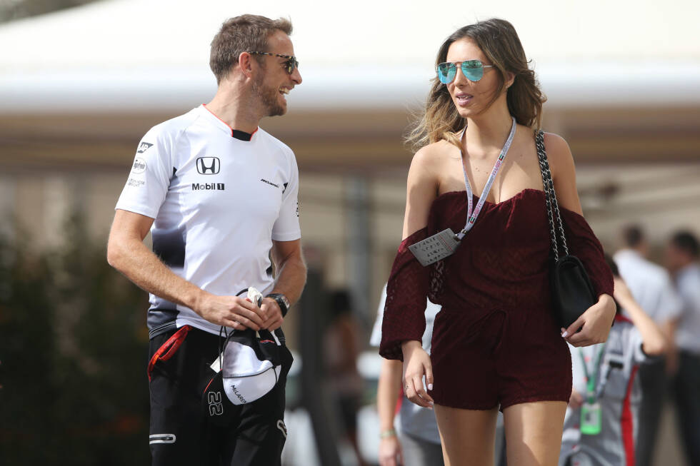 Foto zur News: Schon seit 2016 kennen sich Jenson Button und Brittny Ward. Inzwischen sind der ehemalige Formel-1-Fahrer und das Model miteinander verlobt.
