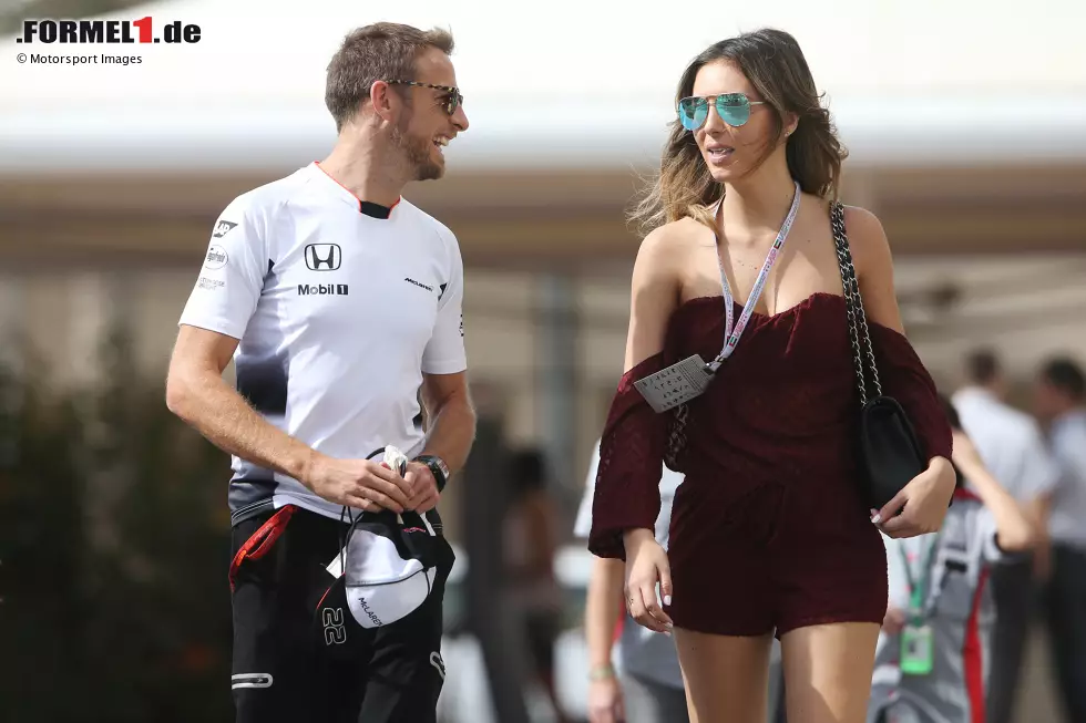 Schon seit 2016 kennen sich Jenson Button und Brittny Ward. Inzwischen sind der ehemalige Formel-1-Fahrer und das Model miteinander verlobt. Foto zur News: Schon seit 2016 kennen sich Jenson Button und Brittny Ward. Inzwischen sind der ehemalige Formel-1-Fahrer und das Model miteinander verlobt.