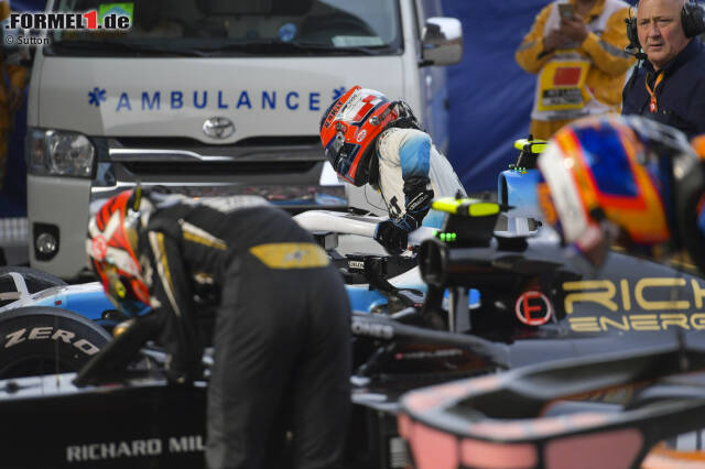 Robert Kubica (5): So sehr wir ihm bessere Noten geben möchten - es gibt keinen Mitleids-Bonus, und objektiv betrachtet liefert er die schlechtesten Leistungen im Feld ab. Aufwärmrunden-Dreher inklusive. Sicher spielen äußere Umstände rein. Aber am Ende war er wieder 16 Sekunden hinter Rookie Russell. Robert Kubica (5): So sehr wir ihm bessere Noten geben möchten - es gibt keinen Mitleids-Bonus, und objektiv betrachtet liefert er die schlechtesten Leistungen im Feld ab. Aufwärmrunden-Dreher inklusive. Sicher spielen äußere Umstände rein. Aber am Ende war er wieder 16 Sekunden hinter Rookie Russell.