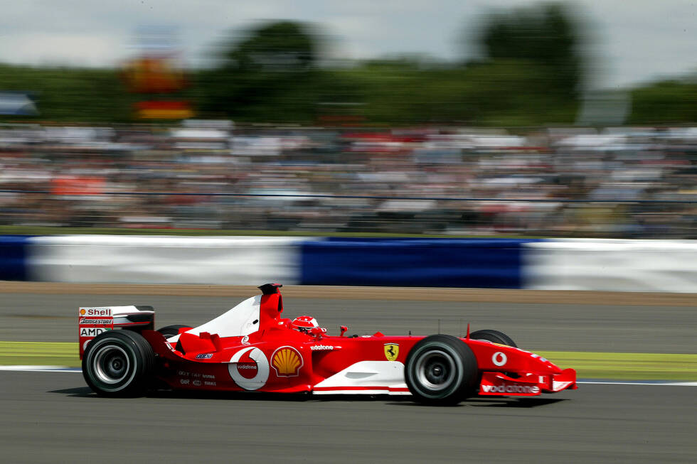 Foto zur News: 2003: Ferrari F2003-GA; Fahrer: Rubens Barrichello, Michael Schumacher