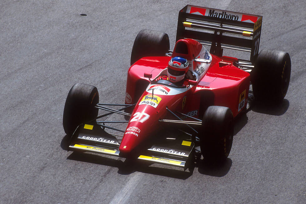 Foto zur News: 1993: Ferrari F93A; Fahrer: Jean Alesi, Gerhard Berger