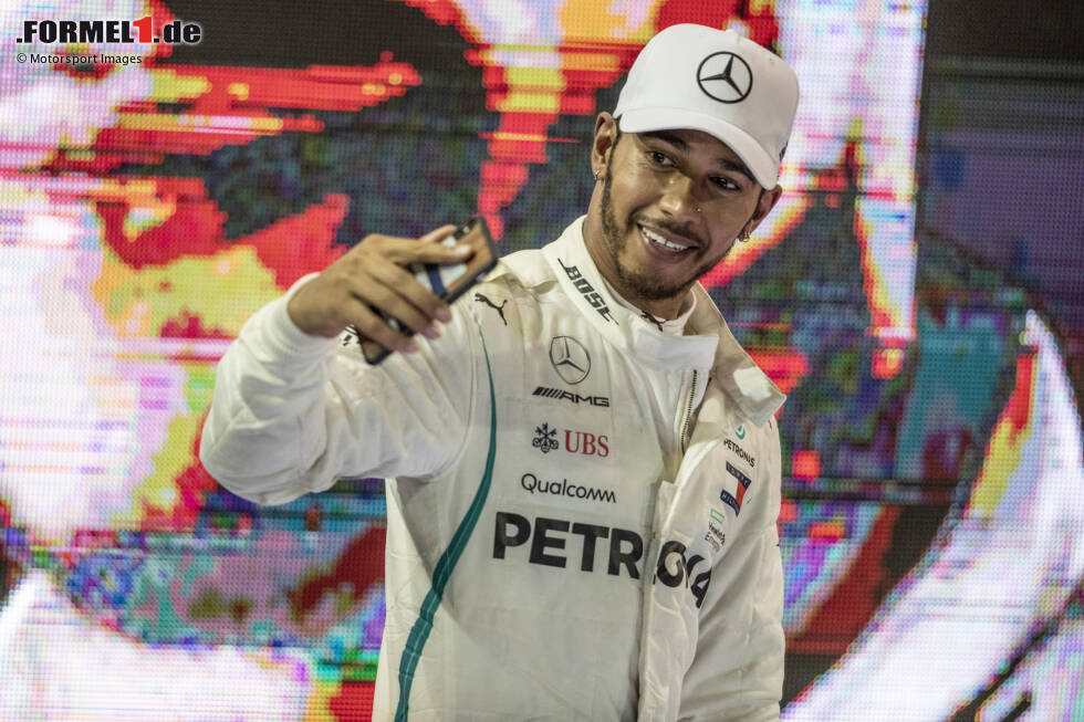 Foto zur News: Lewis Hamilton fuhr schon in seiner ersten Saison um den Titel. Hier zeigen wir alle Formel-1-Autos des mehrmaligen Weltmeisters!