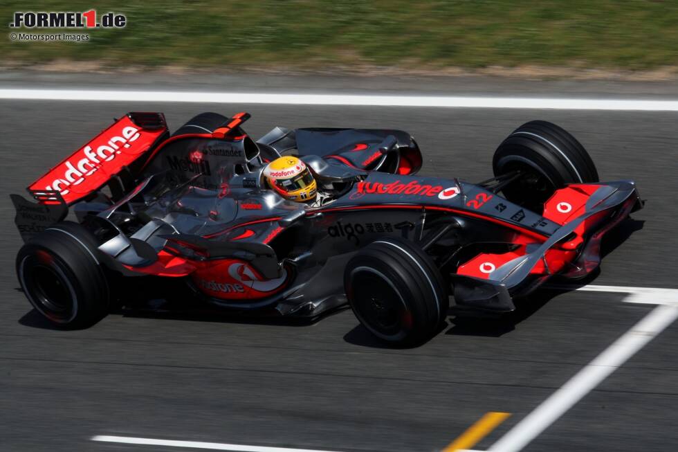 Foto zur News: 2008: McLaren-Mercedes MP4-23
WM-Ergebnis: 1. mit 98 Punkten, 5 Siege