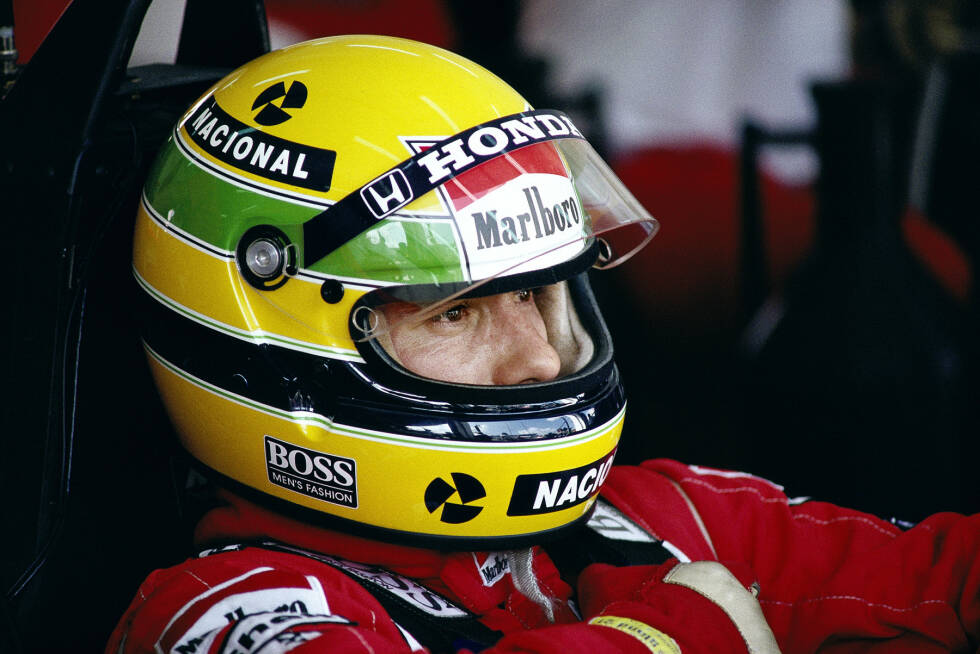 Foto zur News: #1: Ayrton Senna - Viel Gelb, etwas Dunkelblau und Hellgrün: Das Design von Senna hat mit Abstand die meisten Punkte in unserer Redaktionsabstimmung erhalten. Kein Wunder: Senna gilt bis heute als einer der Besten aller Zeiten, sein gelber Helm ist der berühmteste der Formel 1.
