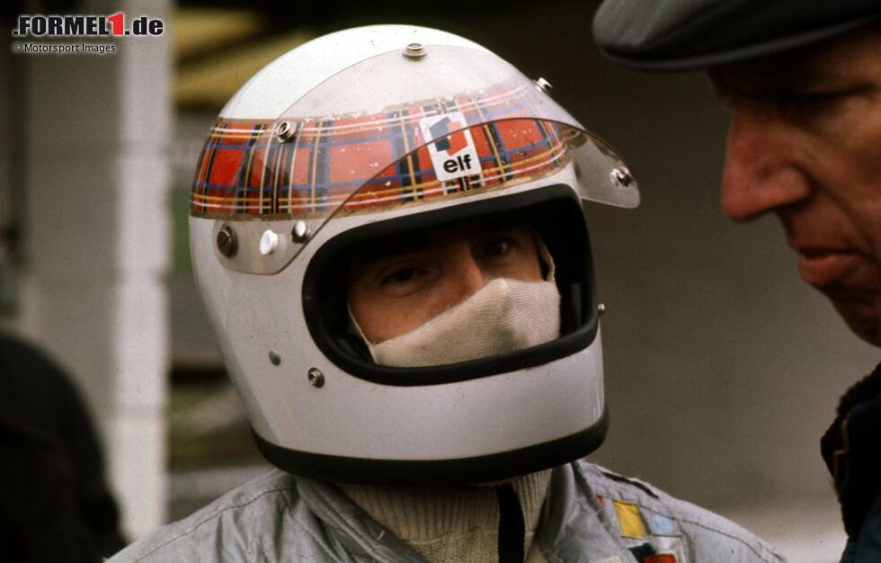 Foto zur News: #10: Jackie Stewart - Der dreimalige Weltmeister aus Schottland trat mit einem weißen Helm an, den ein Schottenmuster mit den Familienfarben der Familie Stewart zierte.