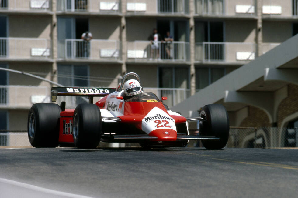 Foto zur News: #7: Andrea de Cesaris - 22 Jahre, 10 Monate, 4 Tage (USA West 1982) - Platzierung im Rennen: Ausfall