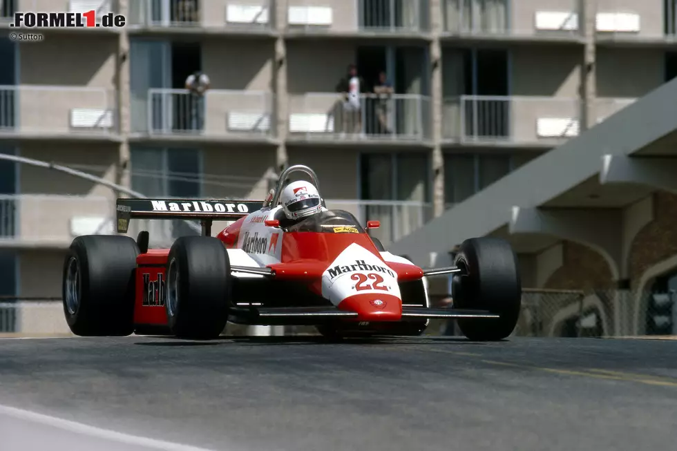 #7: Andrea de Cesaris - 22 Jahre, 10 Monate, 4 Tage (USA West 1982) - Platzierung im Rennen: Ausfall Foto zur News: #7: Andrea de Cesaris - 22 Jahre, 10 Monate, 4 Tage (USA West 1982) - Platzierung im Rennen: Ausfall