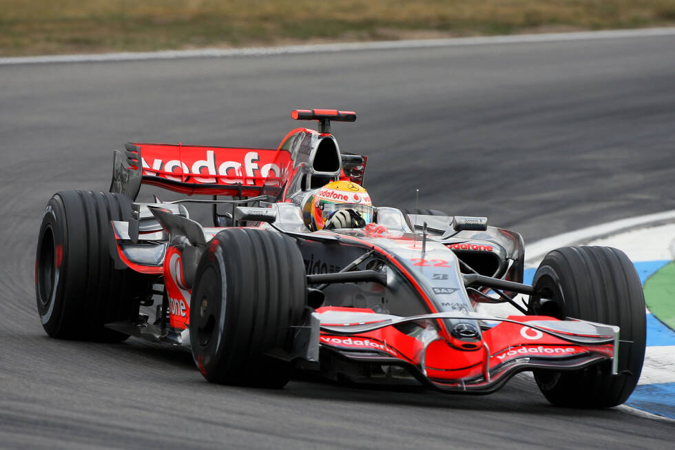 Foto zur News: 2008: McLaren-Mercedes MP4-23; Fahrer: Lewis Hamilton, Heikki Kovalainen