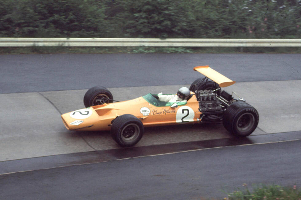 Foto zur News: 1968-1970: McLaren-Ford M7A; Fahrer: Bruce McLaren, Dan Gurney, Denis Hulme