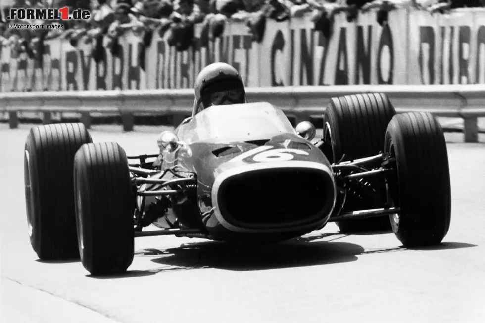 Foto zur News: 1967: McLaren-BRM M4B; Fahrer: Bruce McLaren