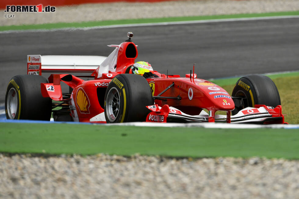 Der Ferrari F2004 von Michael Schumacher aus der Saison 2004, pilotiert im Rahmenprogramm des Deutschland-Grand-Prix 2019 von Mick Schumacher. Der Ferrari F2004 von Michael Schumacher aus der Saison 2004, pilotiert im Rahmenprogramm des Deutschland-Grand-Prix 2019 von Mick Schumacher.