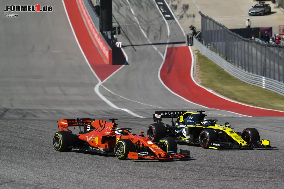 Daniel Ricciardo (2): Beide McLaren geschlagen, "Best of the Rest" - mehr geht nicht mit einem Renault. Das WM-Duell gegen Hülkenberg wird er locker gewinnen, wenn er in Brasilien und Abu Dhabi so weiterfährt. Und das letztendlich auch zurecht! Foto zur News: Daniel Ricciardo (2): Beide McLaren geschlagen, "Best of the Rest" - mehr geht nicht mit einem Renault. Das WM-Duell gegen Hülkenberg wird er locker gewinnen, wenn er in Brasilien und Abu Dhabi so weiterfährt. Und das letztendlich auch zurecht!