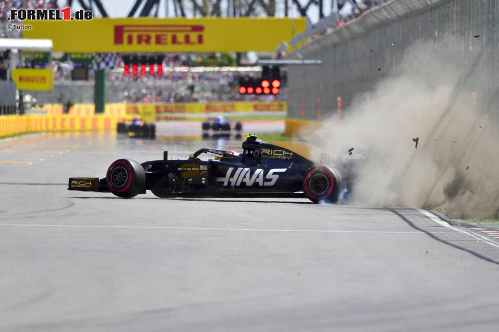 Kevin Magnussen (5): Der Einzug ins Top-10-Qualifying war eigentlich top. Das hat er sich aber mit dem Crash kaputt gemacht. Dafür, dass das Auto im Rennen eine Katastrophe war, war er letztendlich selbst verantwortlich. Und es ist kein guter Stil, dann am Boxenfunk so zu meckern. Kevin Magnussen (5): Der Einzug ins Top-10-Qualifying war eigentlich top. Das hat er sich aber mit dem Crash kaputt gemacht. Dafür, dass das Auto im Rennen eine Katastrophe war, war er letztendlich selbst verantwortlich. Und es ist kein guter Stil, dann am Boxenfunk so zu meckern.