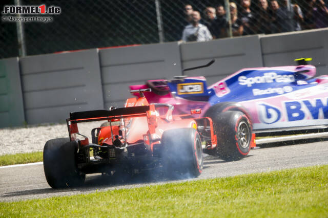 Foto zur News: Sebastian Vettel (6): Über die fahrerische Leistung am Wochenende (Leclerc konnte er nicht das Wasser reichen) müssen wir gar nicht erst diskutieren. Blind auf die Strecke zurückzufahren und damit einen schweren Unfall zu riskieren, das ist ein absolutes No-Go. Erst recht für einen viermaligen Weltmeister.