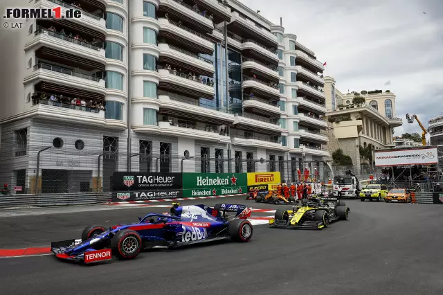 Alexander Albon (2): Franz Tost hat gesagt, dass der Thailänder die Überraschung der Saison wird. In Monaco haben wir gesehen, was er damit meint. Phasenweise war Albon schnellster Mann im Feld. Auch in den Trainings war er stark. Dass in den entscheidenden Momenten manchmal Coolness fehlt, kann man einem Rookie nachsehen. Foto zur News: Alexander Albon (2): Franz Tost hat gesagt, dass der Thailänder die Überraschung der Saison wird. In Monaco haben wir gesehen, was er damit meint. Phasenweise war Albon schnellster Mann im Feld. Auch in den Trainings war er stark. Dass in den entscheidenden Momenten manchmal Coolness fehlt, kann man einem Rookie nachsehen.