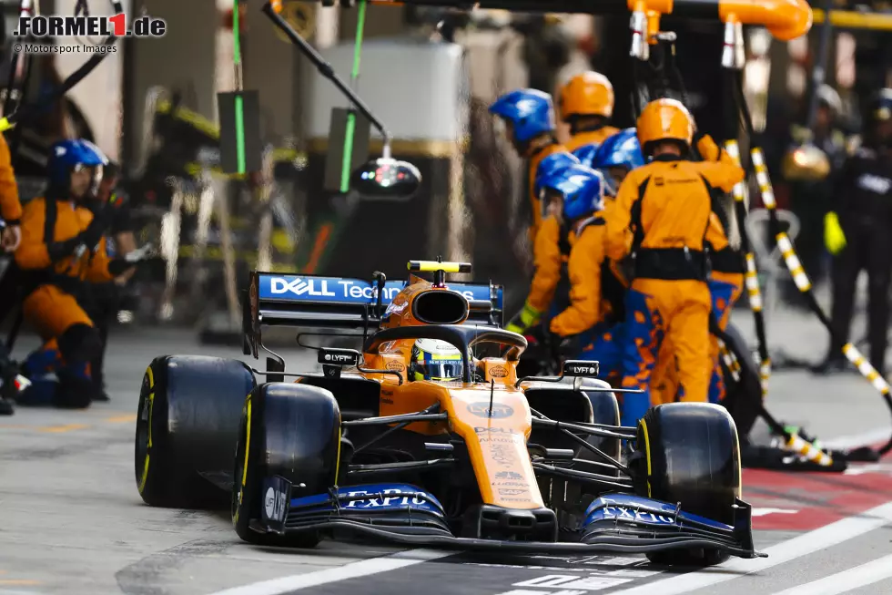 Lando Norris (2): Der immer lächelnde Rookie liefert und liefert und liefert. Sicher hat er bei McLaren 2019 einen guten Zeitpunkt erwischt. Aber dass er und Sainz so konstant vorne mitfahren, spricht für seine fahrerische Performance. Foto zur News: Lando Norris (2): Der immer lächelnde Rookie liefert und liefert und liefert. Sicher hat er bei McLaren 2019 einen guten Zeitpunkt erwischt. Aber dass er und Sainz so konstant vorne mitfahren, spricht für seine fahrerische Performance.