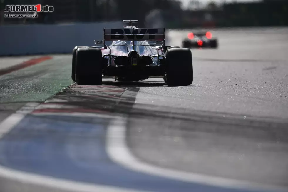Sergio Perez (2): Sotschi war eines der besten Rennen seiner Karriere, findet Perez. Das ist vielen Fans gar nicht aufgefallen. Letztendlich wurde er Siebter, nur 2,8 Sekunden hinter Sainz. Das ist mit einem Racing Point eine überragende Leistung. Foto zur News: Sergio Perez (2): Sotschi war eines der besten Rennen seiner Karriere, findet Perez. Das ist vielen Fans gar nicht aufgefallen. Letztendlich wurde er Siebter, nur 2,8 Sekunden hinter Sainz. Das ist mit einem Racing Point eine überragende Leistung.