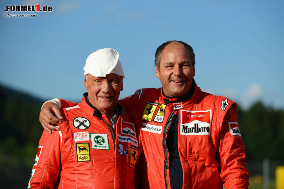 Die Formel 1 und die gesamte Motorsport-Welt verneigt sich vor dem Lebenswerk von Niki Lauda: Hier fassen wir Reaktionen zum Tod des Weltmeisters zusammen! Die Formel 1 und die gesamte Motorsport-Welt verneigt sich vor dem Lebenswerk von Niki Lauda: Hier fassen wir Reaktionen zum Tod des Weltmeisters zusammen!
