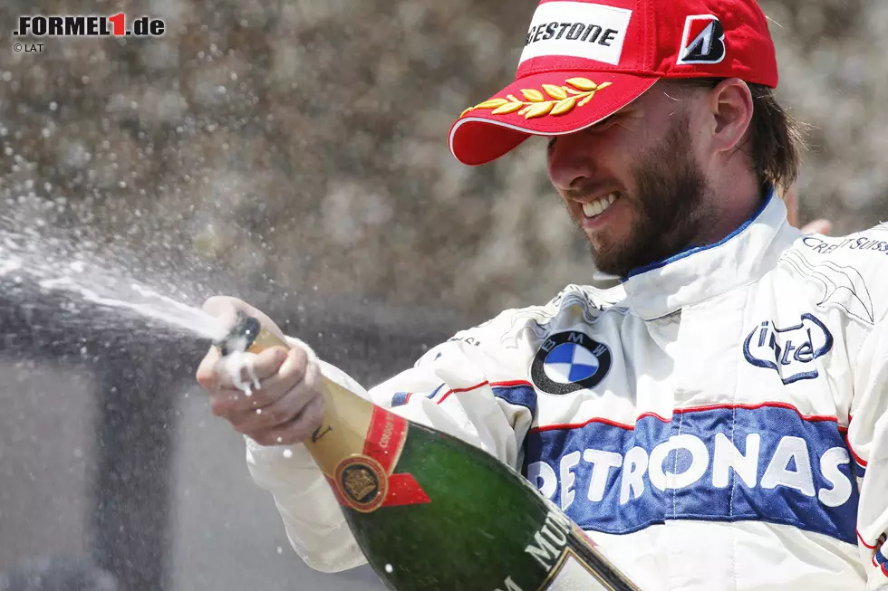 Foto zur News: Podestplätze ohne Sieg: Nick Heidfeld stand in seiner Formel-1-Karriere 13-mal auf dem Podium - aber nie auf der obersten Stufe. Theoretisch haben mehrere Fahrer die Chance, ihm diesen zweifelhaften Rekord abzunehmen. Ganz oben stehen Romain Grosjean und Sergio Perez mit aktuell 10 beziehungsweise 8 Podestplätzen ohne Sieg.