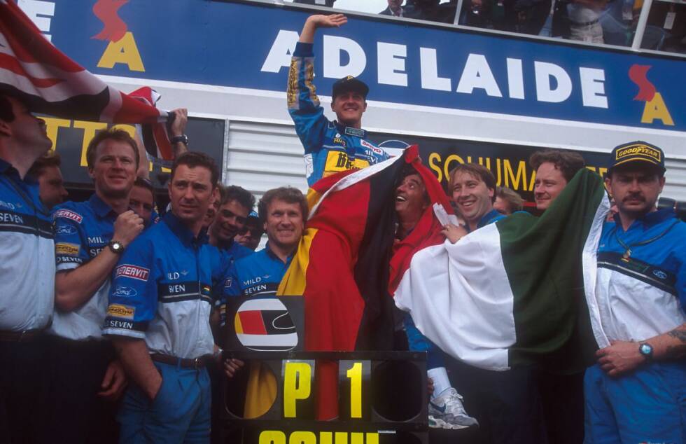 Foto zur News: Übrigens: In der Konstrukteurs-WM schafften es nur acht der besagten neun Teams, am Ende auch den Titel zu gewinnen. Die einzige Ausnahme bildet Benetton. Da gewann Michael Schumacher 1994 zwar den Fahrertitel, der Herstellertitel ging aber an Williams. Vielleicht ein kleiner Hoffnungsschimmer für Ferrari ...