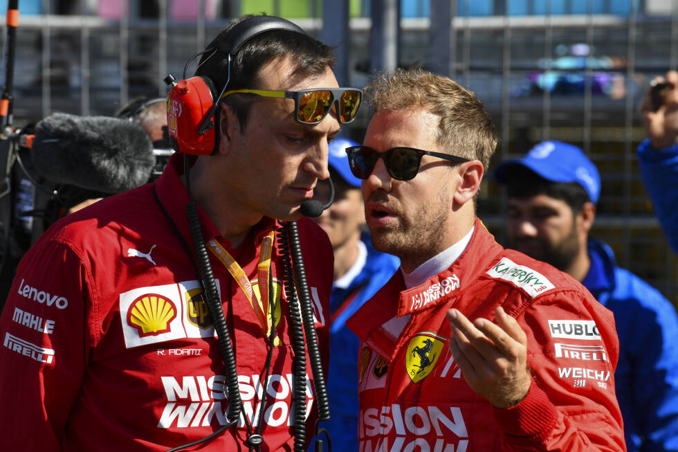 Foto zur News: Sebastian Vettel seit mehr als acht Monaten ohne Sieg - Jeder weiß, dass Ferrari 2019 noch kein Rennen gewonnen hat. Aber erinnern Sie sich noch an den letzten Sieg von Sebastian Vettel? Der stammt tatsächlich noch aus dem August 2018 (Spa). Das war vor mehr als acht Monaten. Überraschend lang her, oder?