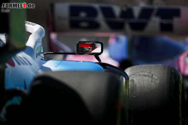 Robert Kubica (5): Die Comeback-Story um den Polen hätte ein modernes Formel-1-Märchen werden können. Hätte. Denn sportlich geht leider nicht viel. Auch nach Chassiswechsel war Kubica im Qualifying um 1,2 Sekunden langsamer als sein Teamkollege. Wenn er so weitermacht, ist das Comeback bald zu Ende. Robert Kubica (5): Die Comeback-Story um den Polen hätte ein modernes Formel-1-Märchen werden können. Hätte. Denn sportlich geht leider nicht viel. Auch nach Chassiswechsel war Kubica im Qualifying um 1,2 Sekunden langsamer als sein Teamkollege. Wenn er so weitermacht, ist das Comeback bald zu Ende.