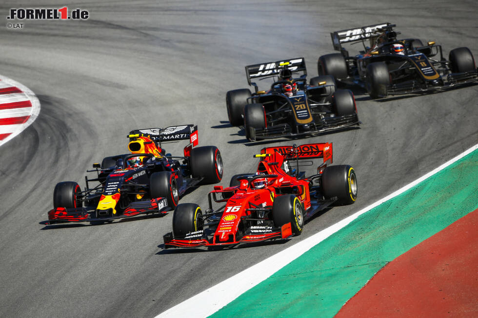 Romain Grosjean (5): Sein Speed, daran haben wir nichts zu meckern, war in Ordnung. Aber Grosjean muss sich mit seinen 33 Jahren langsam in den Griff kriegen. Was er mit Teamkollege Magnussen veranstaltet hat, brachte ihm eine Kopfwäsche von Günther Steiner ein. Mal wieder. Und völlig zurecht. Romain Grosjean (5): Sein Speed, daran haben wir nichts zu meckern, war in Ordnung. Aber Grosjean muss sich mit seinen 33 Jahren langsam in den Griff kriegen. Was er mit Teamkollege Magnussen veranstaltet hat, brachte ihm eine Kopfwäsche von Günther Steiner ein. Mal wieder. Und völlig zurecht.