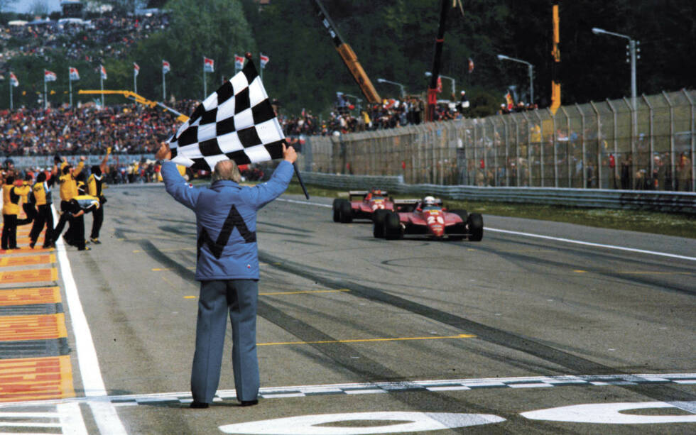 Foto zur News: Imola 1982 - Nein, Imola scheint kein gutes Pflaster zu sein, wenn es um Stallregie geht ... Bereits sieben Jahre vor Prost und Senna gibt es Ärger, als Ferrari seinen Piloten auf P1 und P2 die Anweisung gibt, etwas Tempo herauszunehmen. Didier Pironi nimmt das allerdings nicht ganz so genau, überholt Gilles Villeneuve und gewinnt.