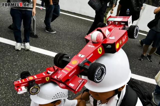 Immer ein Klassiker in Japan: die selbstgebastelten Autohüte! Foto zur News: Immer ein Klassiker in Japan: die selbstgebastelten Autohüte!