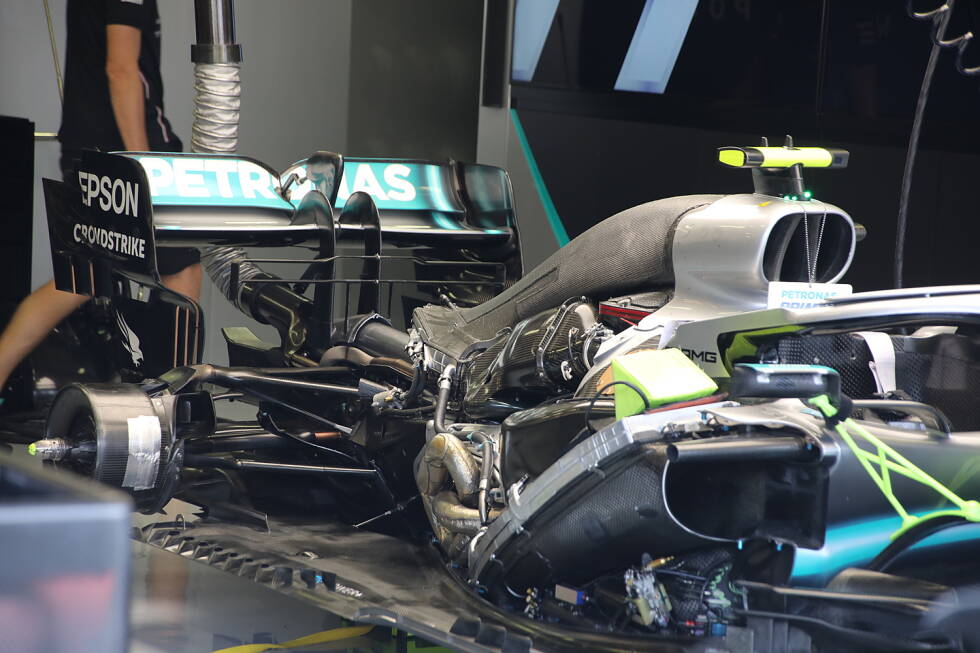 Foto zur News: Mercedes W10: Antriebsstrang