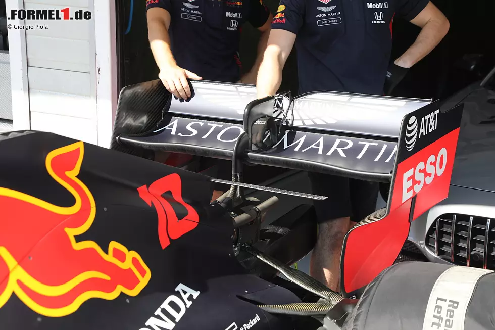 Foto zur News: Red Bull RB15: Heckflügel