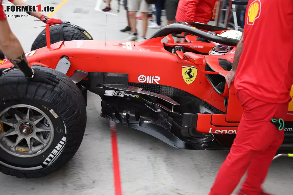 Foto zur News: Ferrari SF90: Windabweiser