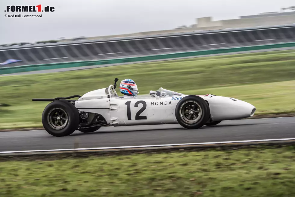 Denn der RA272 ist der erste japanische Bolide, der einen Formel-1-Grand-Prix gewinnen konnte. Foto zur News: Denn der RA272 ist der erste japanische Bolide, der einen Formel-1-Grand-Prix gewinnen konnte.