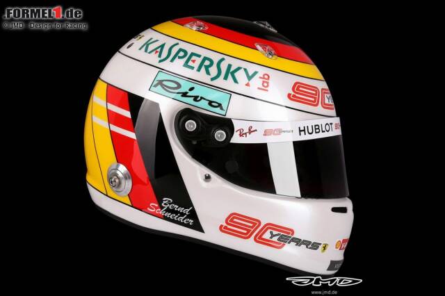 Sebastian Vettel fährt in Hockenheim 2019 mit Helmdesign in Anlehnung an Bernd Schneider. "Er ist 55 geworden. Ich fahre mit der 5. Da dachte ich, das ist ein guter Zeitpunkt", erklärt Vettel. Sebastian Vettel fährt in Hockenheim 2019 mit Helmdesign in Anlehnung an Bernd Schneider. "Er ist 55 geworden. Ich fahre mit der 5. Da dachte ich, das ist ein guter Zeitpunkt", erklärt Vettel.