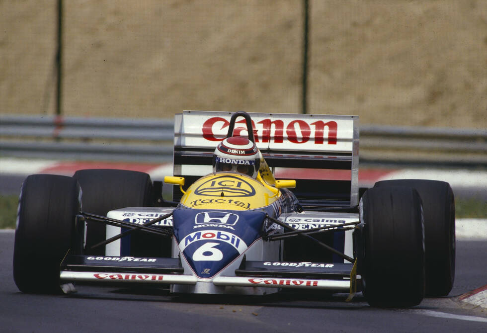 Foto zur News: 1986 debütiert der FW11 in der Formel 1. Die Teamkollegen Nelson Piquet (Bild) und Nigel Mansell liefern sich damit legendäre Schlachten.