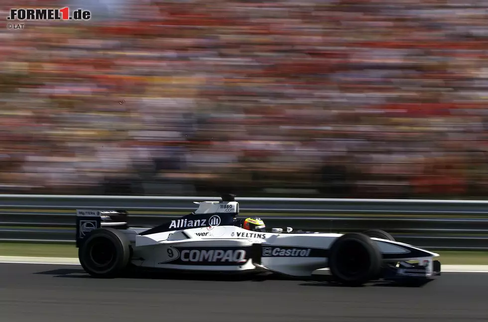 2000 steigt BMW ein, und der FW22 fährt gleich beim ersten Rennen aufs Podium. Foto zur News: 2000 steigt BMW ein, und der FW22 fährt gleich beim ersten Rennen aufs Podium.