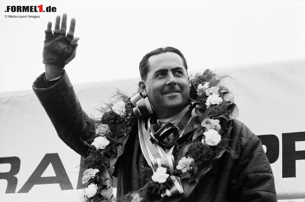 Foto zur News: 1959 folgt der Durchbruch. Mit Cooper gewinnt er beim Saisonauftakt in Monaco nicht nur sein erstes Rennen, am Ende des Jahres wird er auch Weltmeister. 1960 kann er seinen Titel erfolgreich verteidigen. Ab 1962 geht er für seinen eigenes Team an den Start, 1966 folgt schließlich der ultimative Triumph.