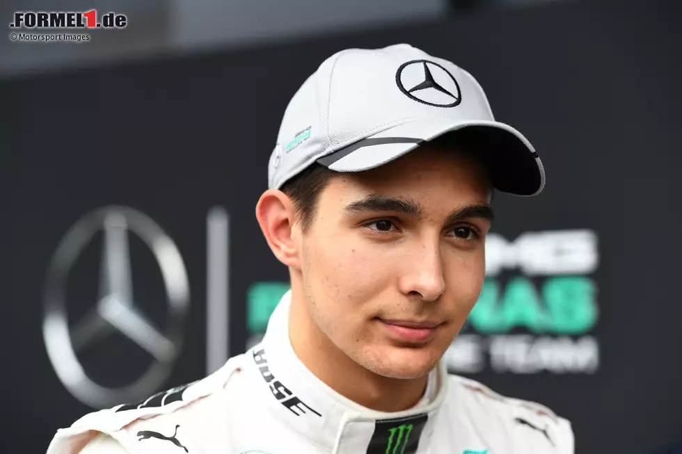 ... Ocon bei dieser Gelegenheit trägt, ist übrigens auch Programm: Der Noch-Teenager kommt 2016 mit Mercedes in der DTM unter, sieht aber ... Foto zur News: ... Ocon bei dieser Gelegenheit trägt, ist übrigens auch Programm: Der Noch-Teenager kommt 2016 mit Mercedes in der DTM unter, sieht aber ...