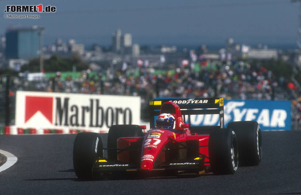 Foto zur News: Das Auto fahre sich wie ein Lastwagen: Diese Kritik von Alain Prost nach dem Japan-Grand-Prix 1991 ist für Ferrari zu viel. Die Italiener setzen den zu diesem Zeitpunkt dreimaligen Champion vor die Türe. Prost macht aus den Not eine Tugend, legt 1992 ein Jahr Pause ein und arbeitet an seiner Rückkehr.