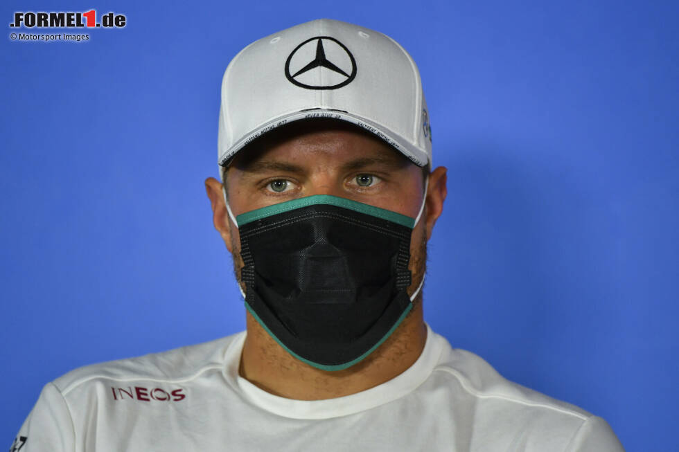 Foto zur News: Da wäre zunächst einmal die Maskenpflicht, immer und überall. Natürlich müssen auch die Rennfahrer einen solchen Schutz verwenden.